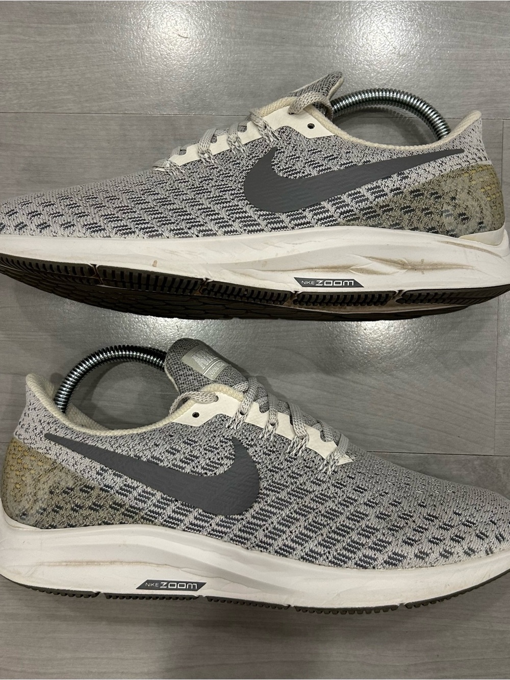 Nike Air Zoom Pegasus 35 Women Sz 9 Gray White Running Sneakers Shoes 942855-004